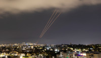 传以色列开始报复行动  伊朗叙利亚伊拉克同响爆炸声