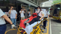 尖沙咀女子過馬路捱的士撞  受傷送院