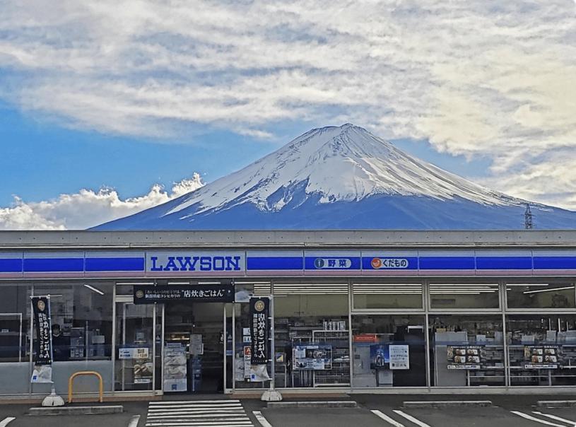 富士山絕美打卡位恐消失 大量遊客搶拍觸怒居民 竟以一絕招趕龍友