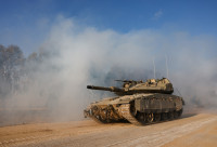 以巴冲突｜大量坦克在加沙边境集结　以军：拉法地面行动准备就绪