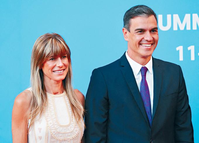 西班牙首相桑切斯與妻子戈麥斯。
