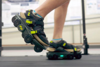科技/有片 | 世界最快的鞋Moonwalkers 跑步的速度行走